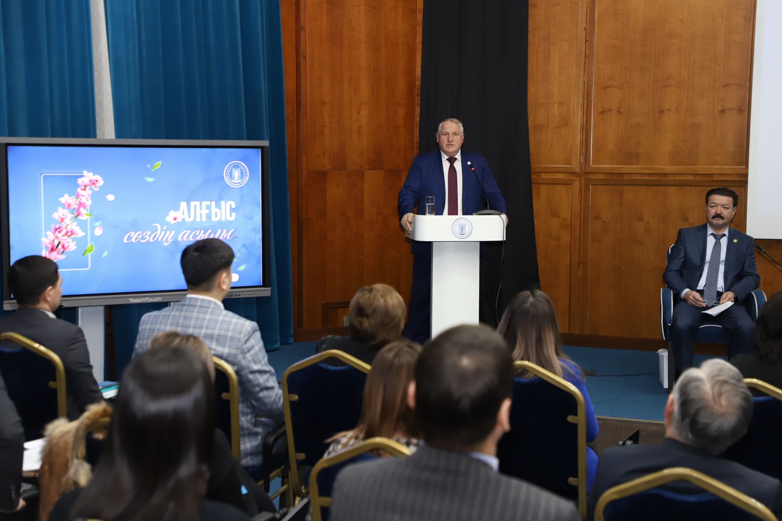 ЮСУП КЕЛИГОВ: Қазақ халқының толеранттылығының арқасында аман қалдық 